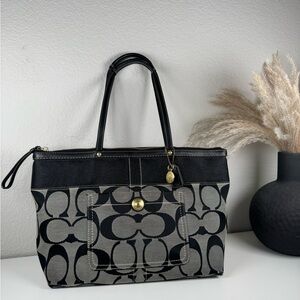 Coach Signature Canvas and Leather Tote bag model 11691 vintage y2k
